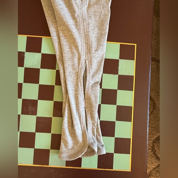 FREE PEOPLE FP Movement Infinity Gray Leggings with Cutout Details - Picture 9 of 14